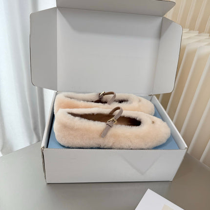 PRADA 26S MARY JANE BALLET IN CREAM WHITE SHEARLING