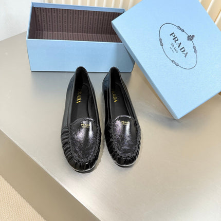 PRADA 26S CLASSIC LOAFERS IN BLACK LAMBSKIN