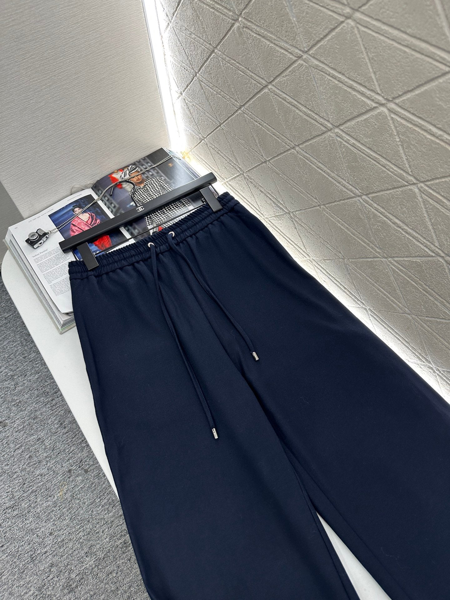 MIUMIU WIDE-LEG PANTS STYLE 115