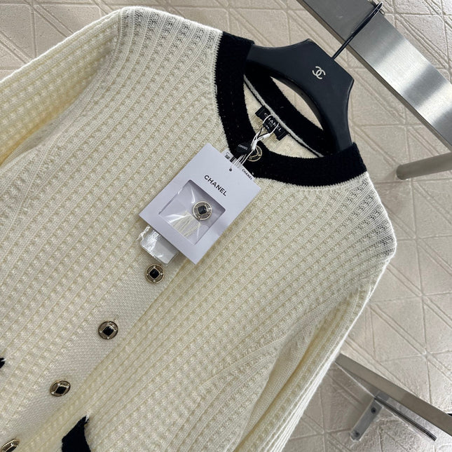 CHANEL 25S KNITTED CARDIGAN 644