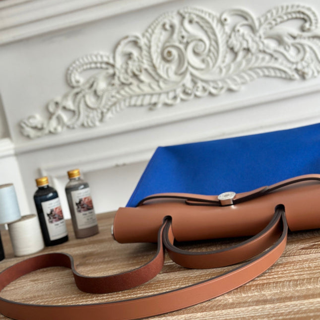 ZIP CABINE 31 BAG IN COBALT BLUE CANVAS AND BRONZE BROWN CALFSKIN