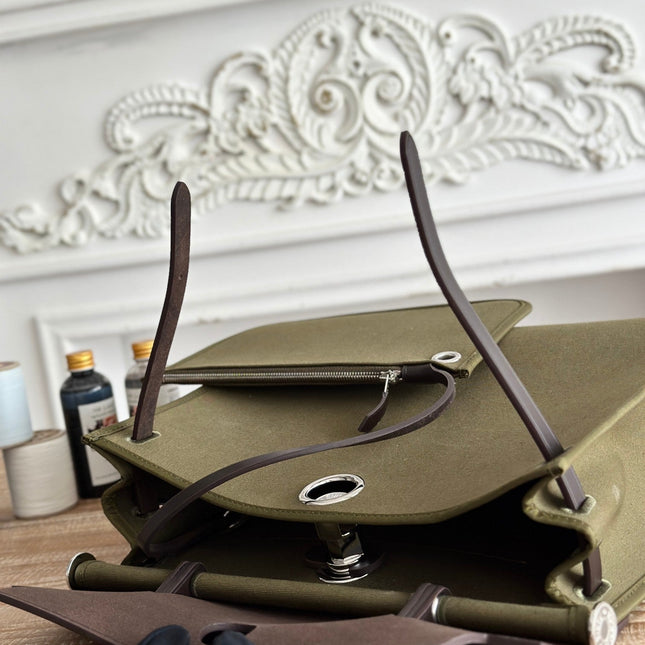 ZIP CABINE 31 BAG IN OLIVE GREEN CANVAS AND BLACK CALFSKIN