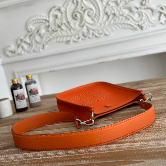 MINI NEO 17 EVELYNE BAG IN FIRE ORANGE CANVAS AND CALFSKIN