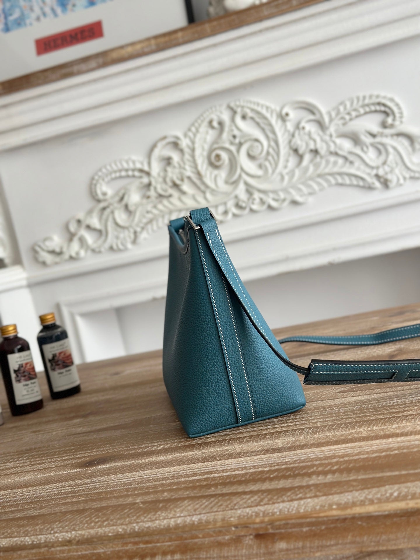 HM 25S BERLINGOT 24 CM IN TEAL BLUE LAMBSKIN
