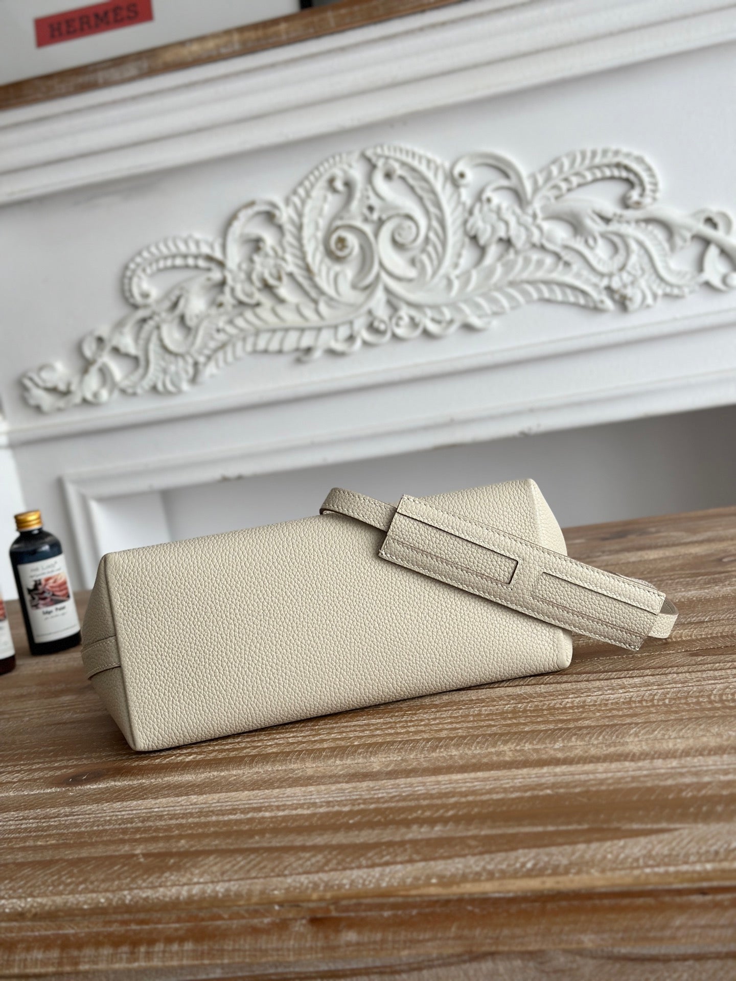 HM 25S BERLINGOT 24 CM IN CREAM WHITE LAMBSKIN