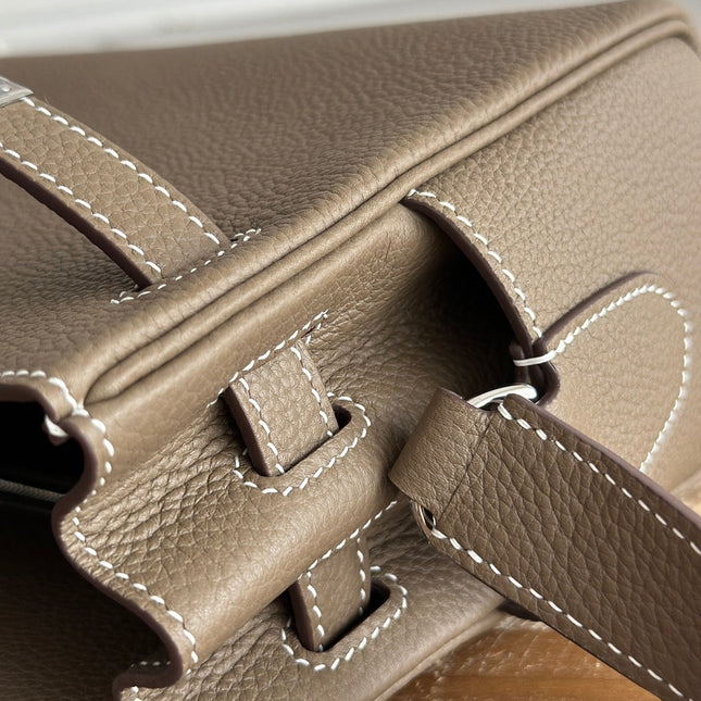 HM 25S KELLY MESSENGER 25 CM IN TAUPE BROWN TOGO WITH SILVER HARDWARE
