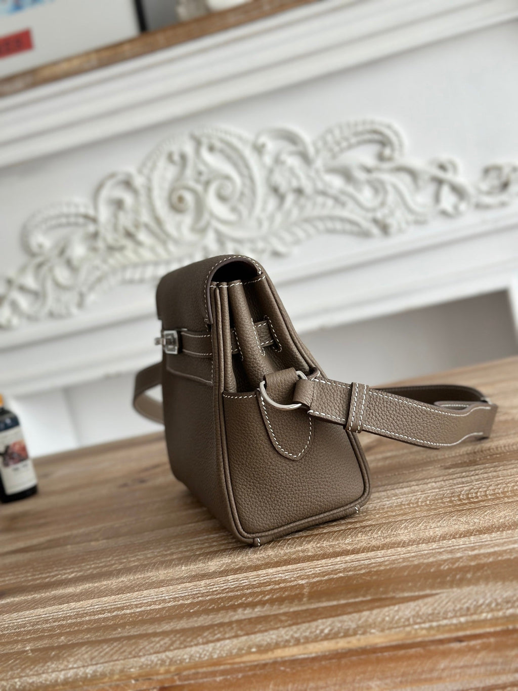 HM 25S KELLY MESSENGER 25 CM IN TAUPE BROWN TOGO WITH SILVER HARDWARE