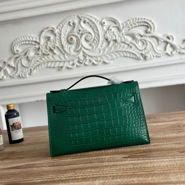 HM 25S KELLY MINI 22 CM IN DARK GREEN LAMBSKIN WITH CROCODILE EMBOSSING AND SILVER HARDWARE