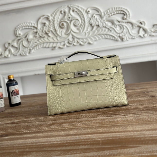 HM 26S KELLY MINI 22CM IN BEIGE CROC EMBOSSED CALFSKIN SILVER KELLY BUCKLE