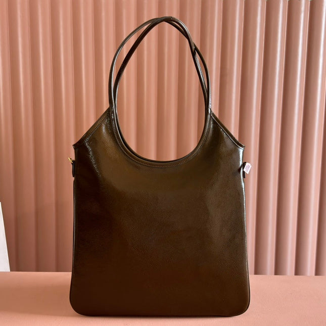 IVY 40 TOTE IN BROWN PATENT CALFSKIN GOLD HARDWARE