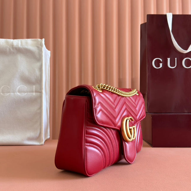 MARMONT SHOULDER BAG 31 IN RED CALFSKIN GOLD CHAIN