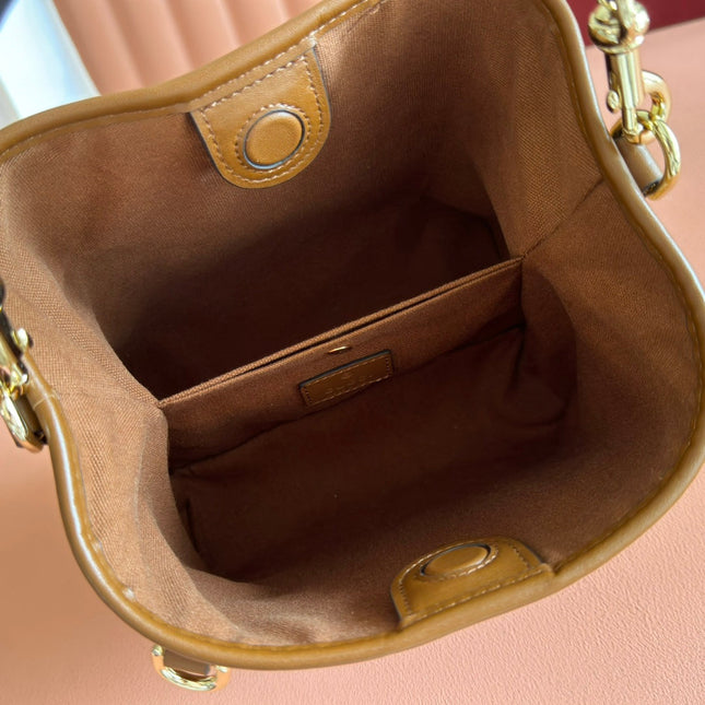 GUCCI 26S HAND BAG 19 IN BROWN CALFSKIN WITH MONOGRAM PATTERN