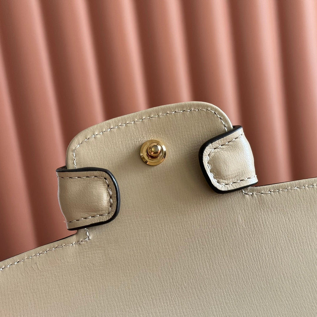 GUCCI 25S HORSEBIT 1955 MEDIUM SHOULDER BAG 29 CM IN BEIGE MONOGRAM CALFSKIN WITH GOLD HARDWARE