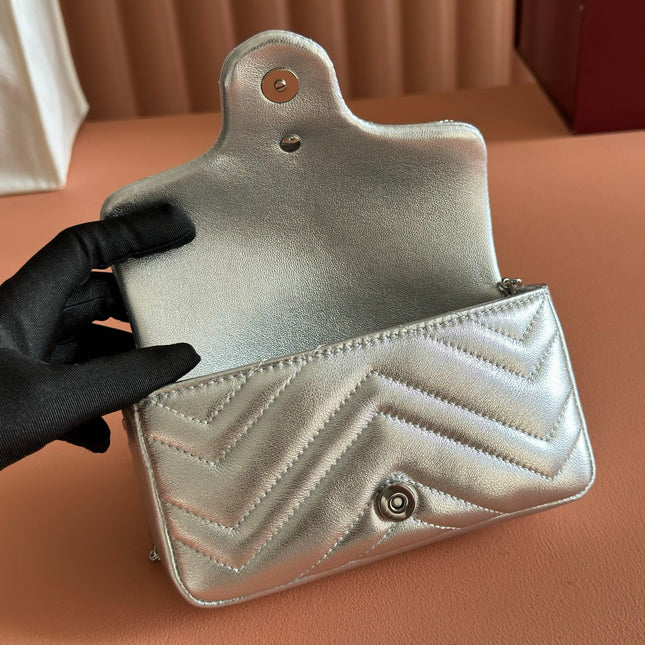 GUCCI 26S GG MARMONT BAG 16 IN SILVER LAMBSKIN