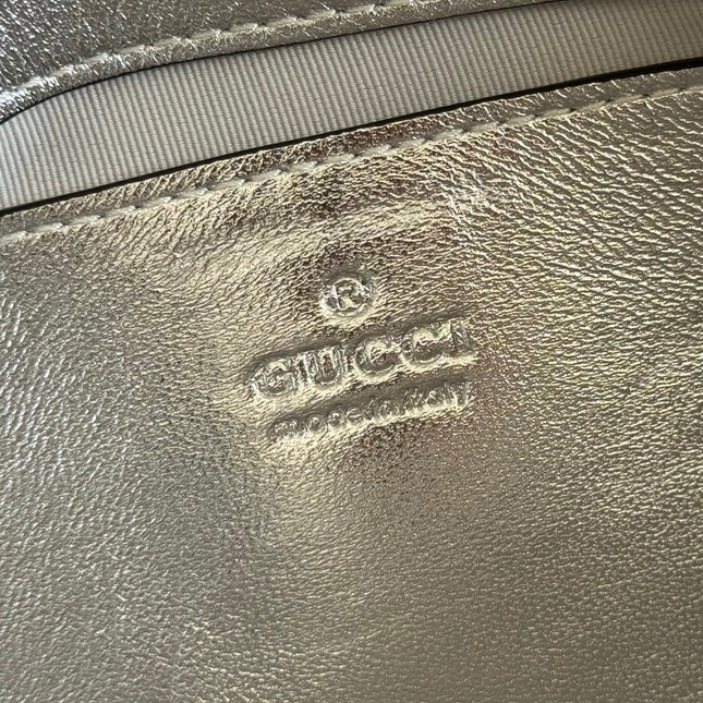 GUCCI 26S GG MARMONT BAG 22 IN SILVER LAMBSKIN