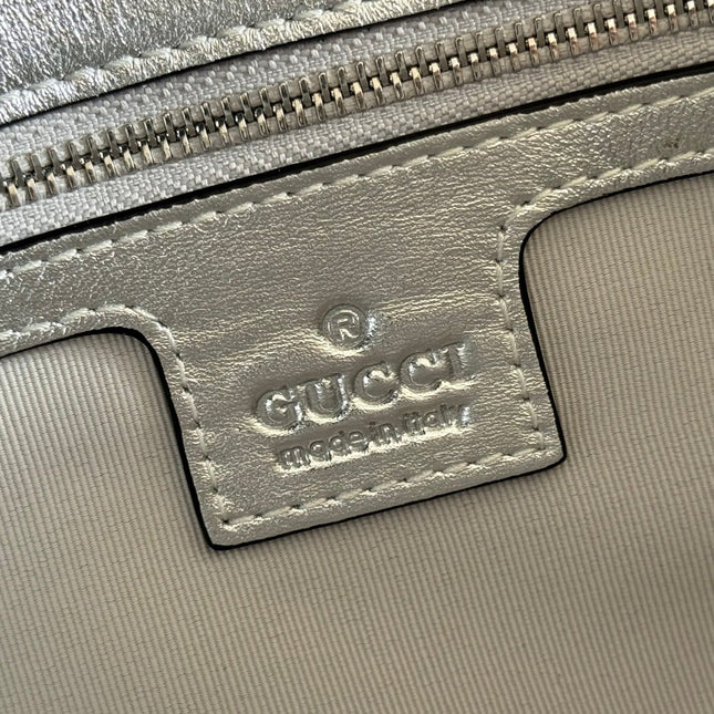 GUCCI 26S GG MARMONT BAG 26 IN SILVER LAMBSKIN