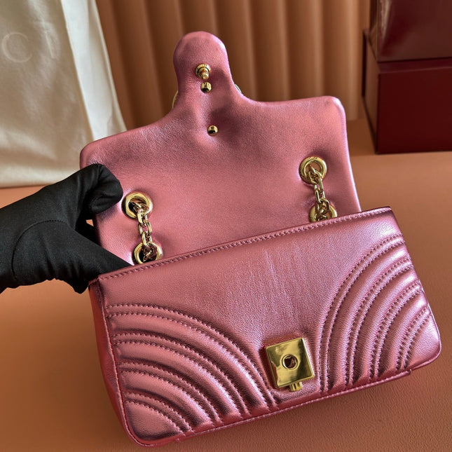GUCCI 26S GG MARMONT BAG 22 IN METALLIC PINK LAMBSKIN