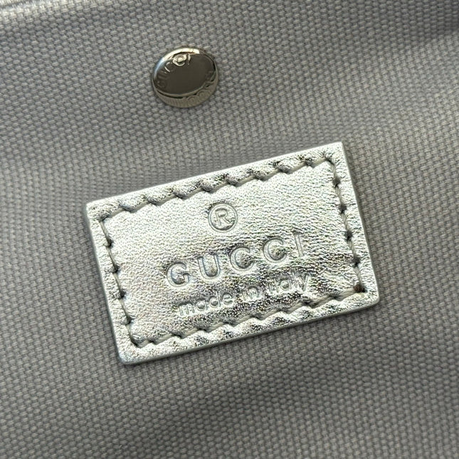 GUCCI 26S GG EMBLEM BUCKET BAG 19 IN BEIGE AND SILVER CANVAS