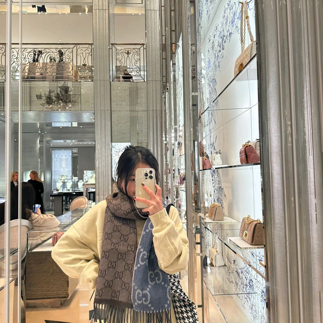 GUCCI 26S SCARF IN CASHMERE 316615