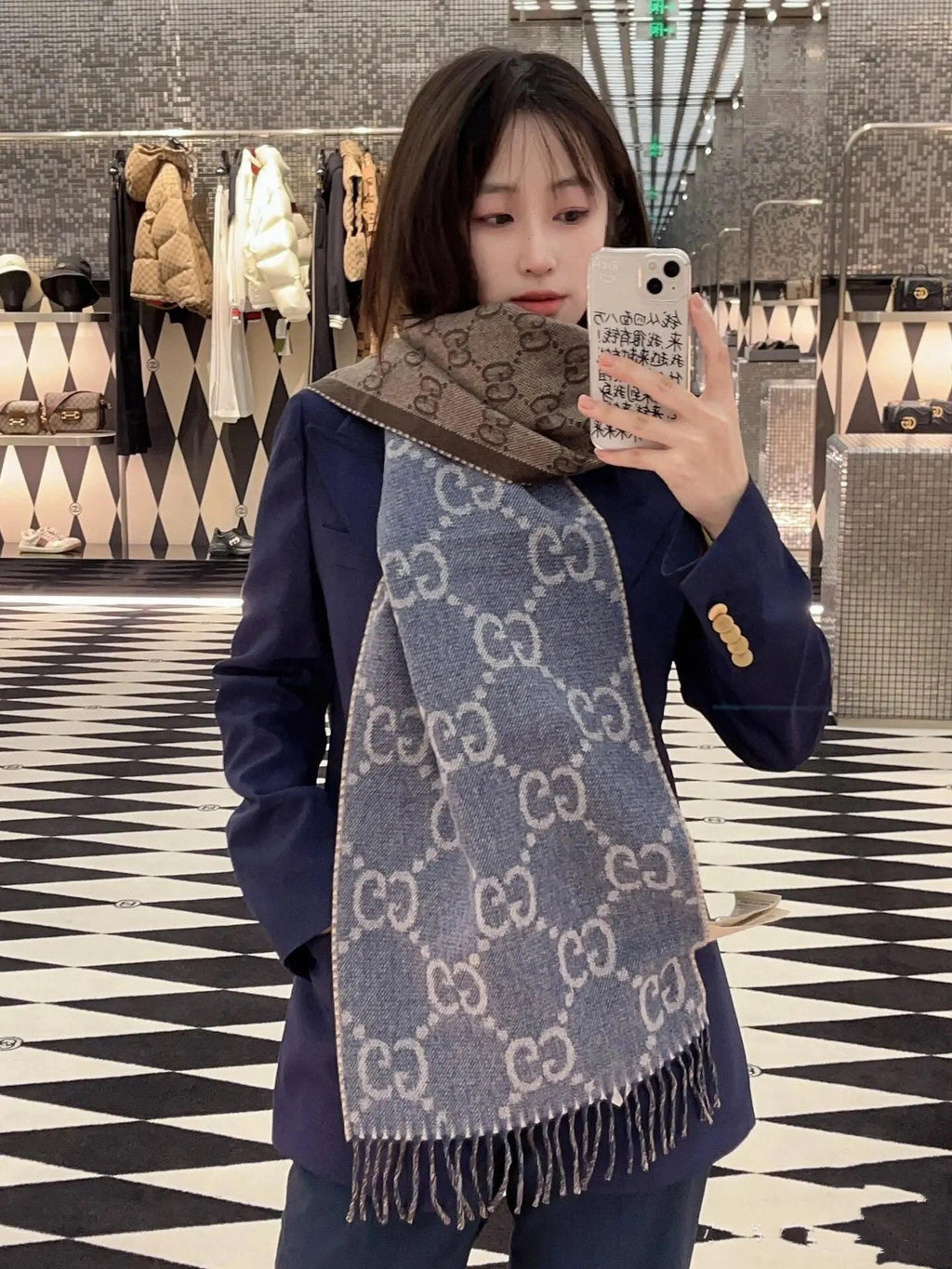 GUCCI 26S SCARF IN CASHMERE 316615