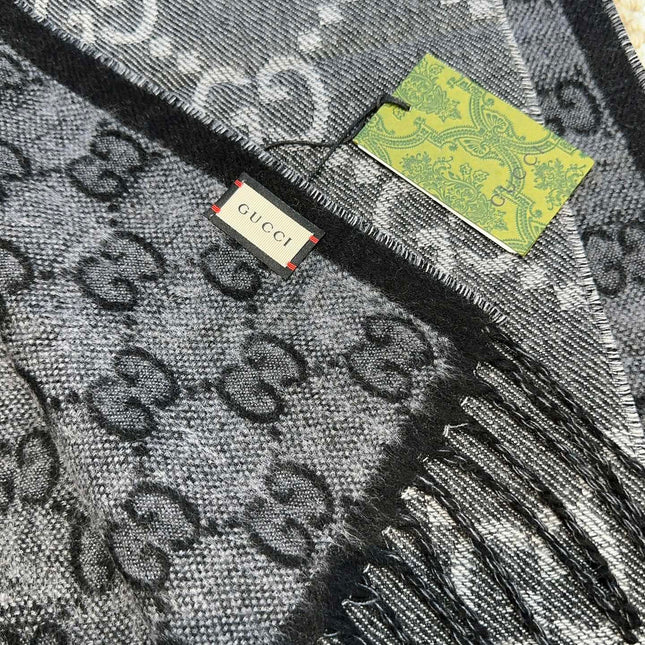GUCCI 26S SCARF IN CASHMERE 316614