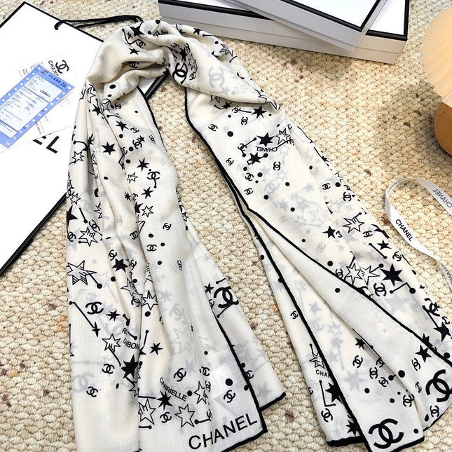 CHANEL 25S SCARF 140 CM IN CASHMERE SILK 943919