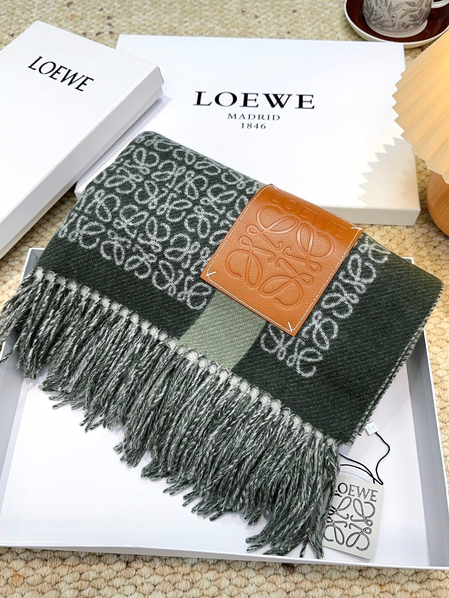 LOEWE 26S SCARF 140 IN CASHMERE 863982
