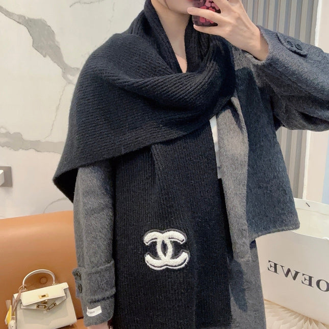 CHANEL 25S SCARF 175 IN CASHMERE 932230