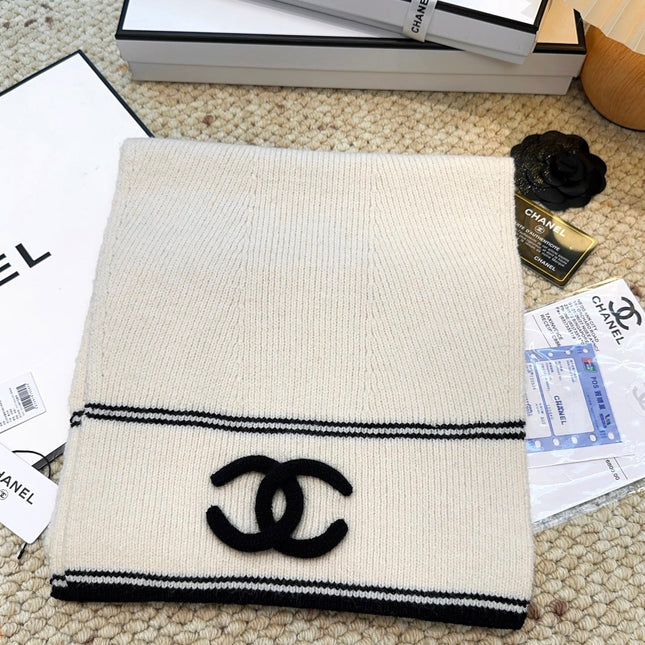 CHANEL 25S SCARF 175 IN CASHMERE 932236