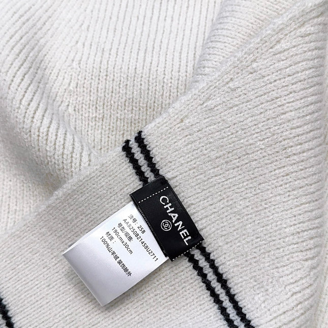 CHANEL 25S SCARF 175 IN CASHMERE 932236