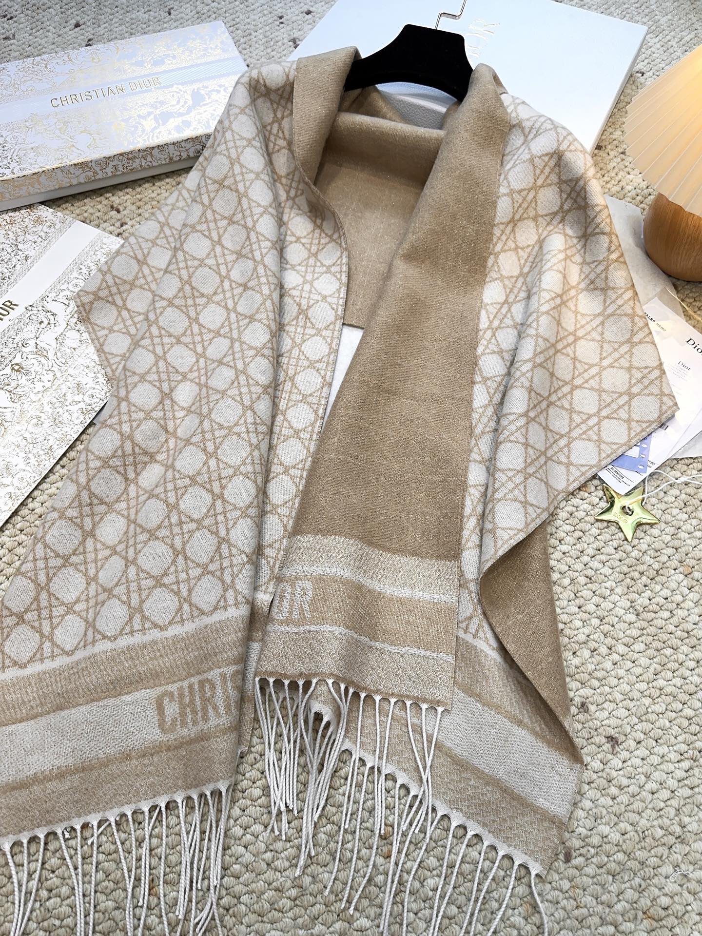 DIOR 26S SCARF 202CM IN CASHMERE 136515
