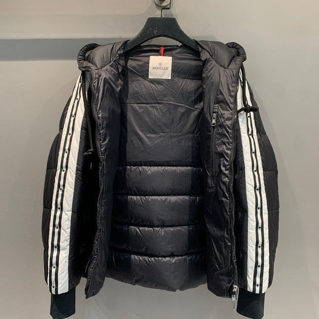 MONCLER 25S DOWN JACKET 371
