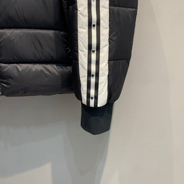 MONCLER 25S DOWN JACKET 371