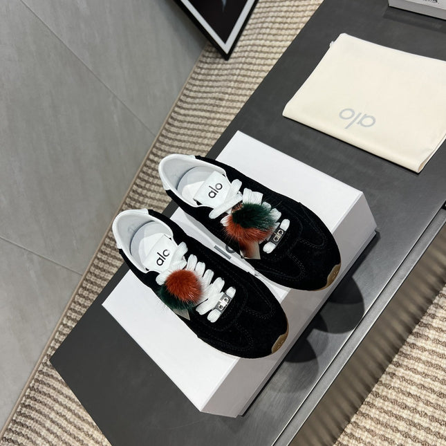 ALO 25S SUNSET SNEAKER IN BLACK SUEDE WITH PUFF CHARM