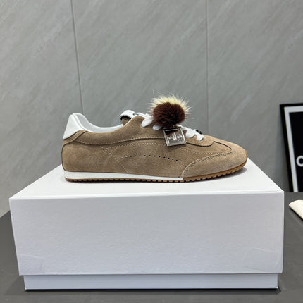 ALO 25S SUNSET SNEAKER IN SMOKY BROWN SUEDE WITH PUFF CHARM