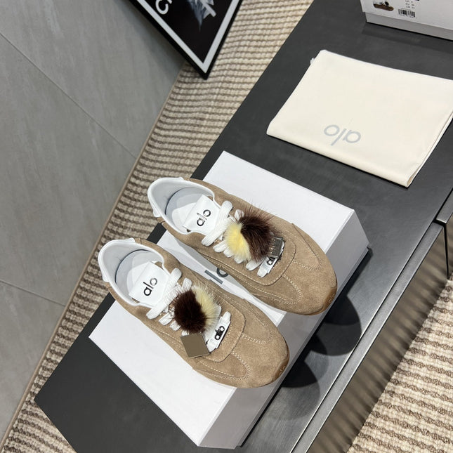 ALO 25S SUNSET SNEAKER IN SMOKY BROWN SUEDE WITH PUFF CHARM