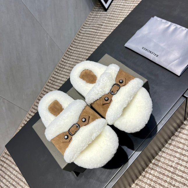BALENCIAGA 25S SLIPPERS IN LIGHT BROWN SUEDE AND WHITE WOOL