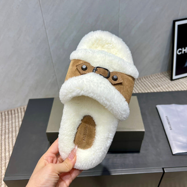 BALENCIAGA 25S SLIPPERS IN LIGHT BROWN SUEDE AND WHITE WOOL