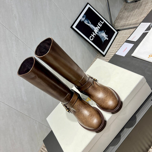 CHLOÉ 26S KNEE-HIGH BOOTS IN EARTH BROWN CALFSKIN