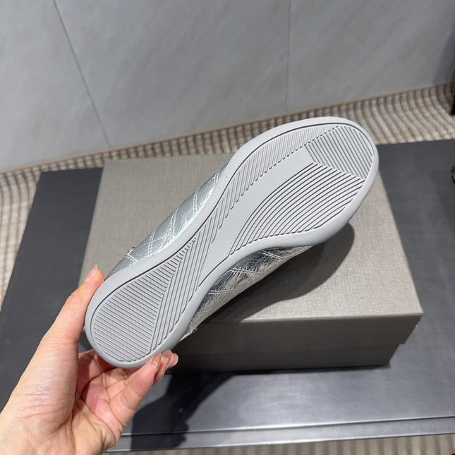 BALENCIAGA 25S SNEAKER IN SILVER CALFSKIN