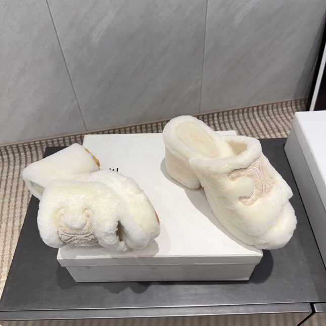 CELINE 26S HIGH-HEEL SANDALS IN WHITE PURE WOOL