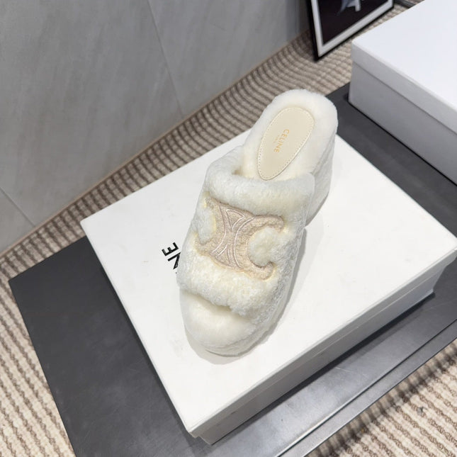 CELINE 26S HIGH-HEEL SANDALS IN WHITE PURE WOOL