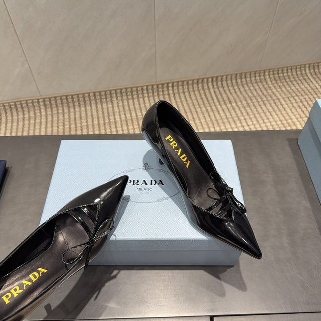 PRADA 26S POINTED TOE HEELS 75MM IN BLACK CALFSKIN WITH BOW