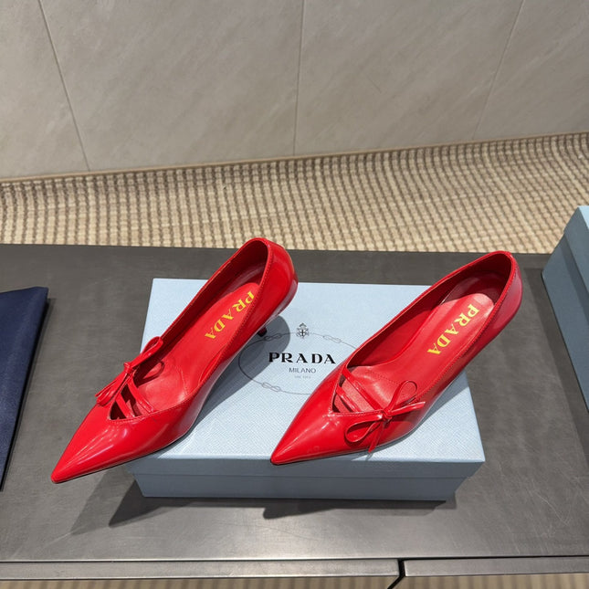 PRADA 26S POINTED TOE HEELS 75MM IN DARK RED CALFSKIN WITH BOW