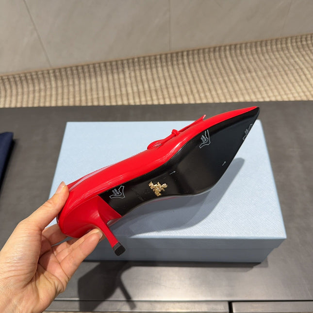 PRADA 26S POINTED TOE HEELS 75MM IN DARK RED CALFSKIN WITH BOW