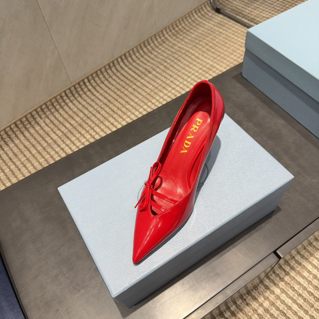 PRADA 26S POINTED TOE HEELS 75MM IN DARK RED CALFSKIN WITH BOW