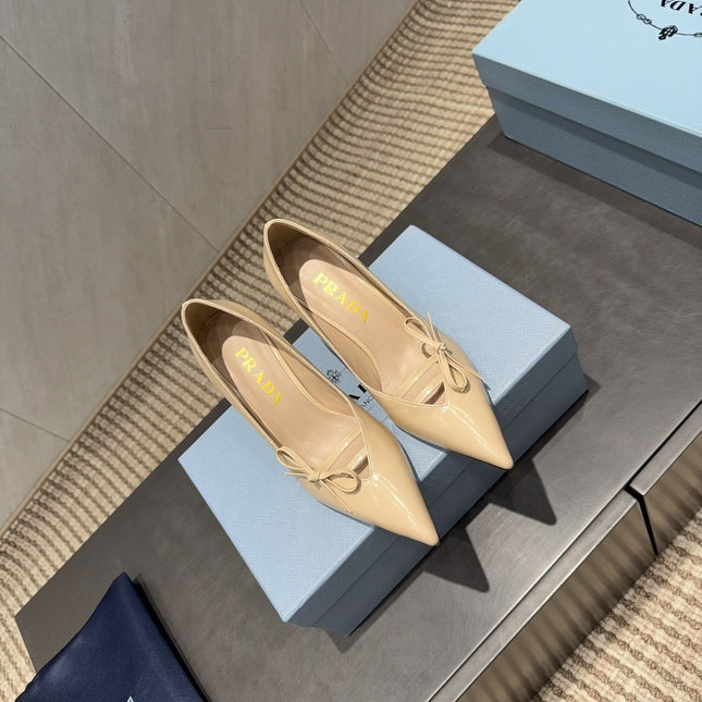 PRADA 26S POINTED TOE HEELS 75MM IN BEIGE CALFSKIN WITH BOW