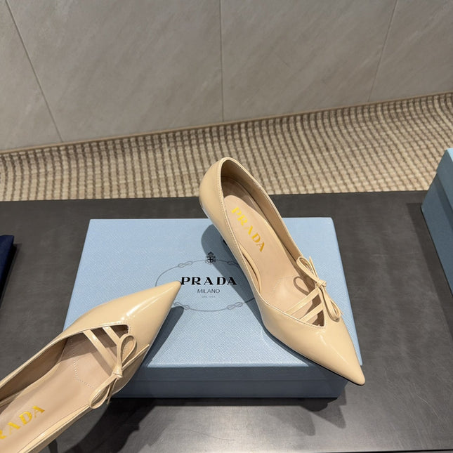 PRADA 26S POINTED TOE HEELS 75MM IN BEIGE CALFSKIN WITH BOW