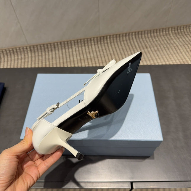 PRADA 26S POINTED TOE CUT OUT HIGH HEELS 75MM IN WHITE CALFSKIN WITH BOW