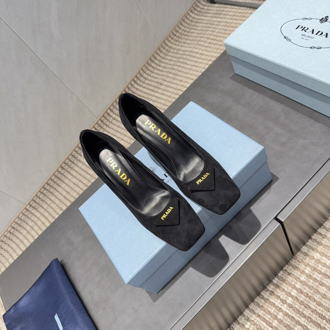 PRADA 26S SQUARE TOE HIGH HEELS 85MM IN BLACK SUEDE WITH LOGO